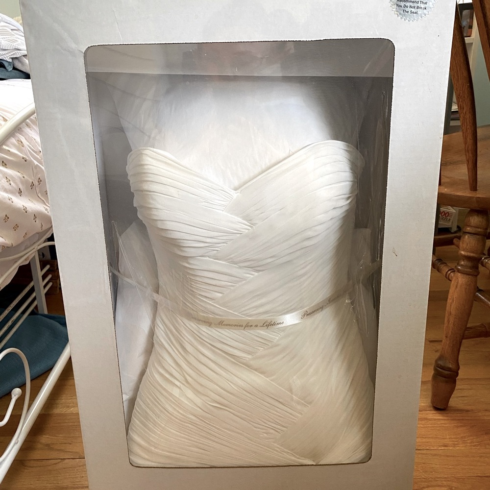 Fit & flare chiffon wedding dress